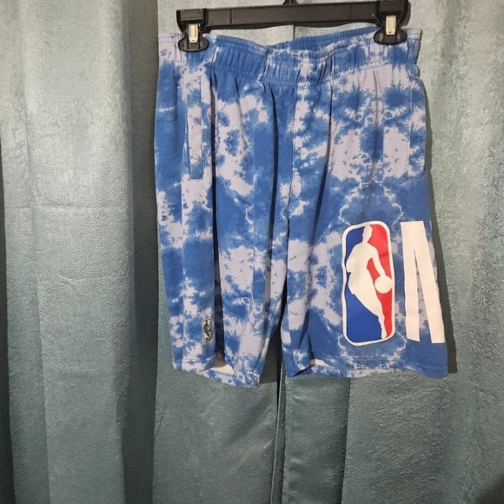 NBA Blue and White Athletic Shorts - Size Men's Medium